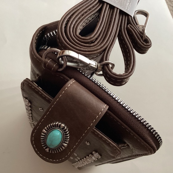 American Bling Crossbody Wallet & Phone Bag Aztec Rhinestone Stud Turquoise NWT - Picture 7 of 15